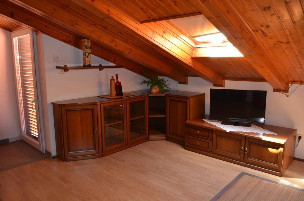 Apartment Borna Baška Buitenkant foto