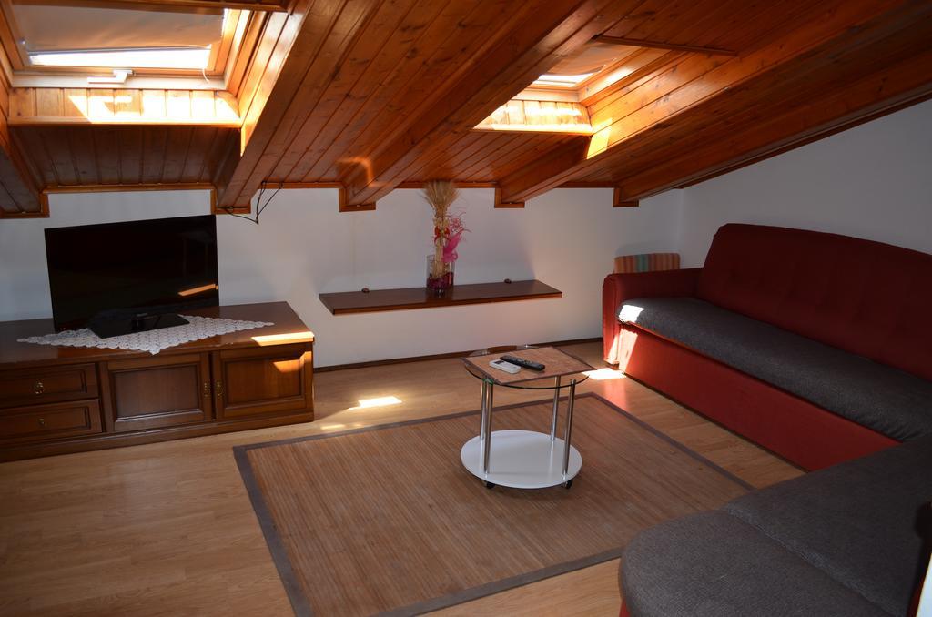 Apartment Borna Baška Buitenkant foto