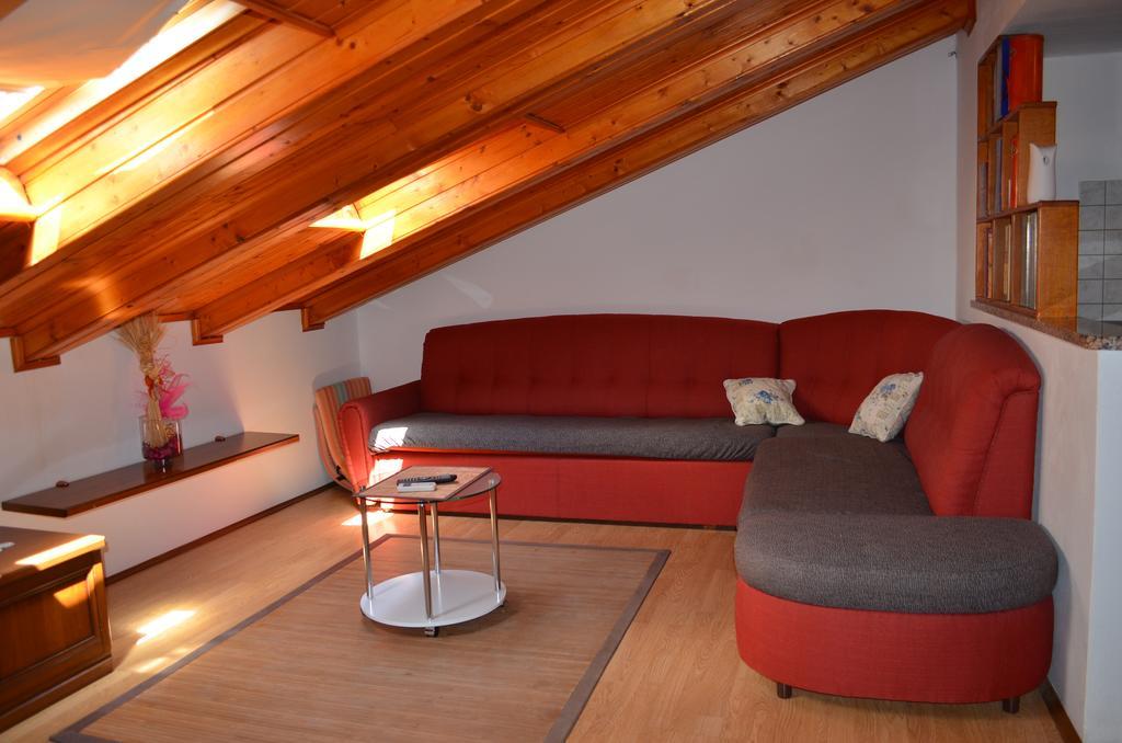 Apartment Borna Baška Buitenkant foto